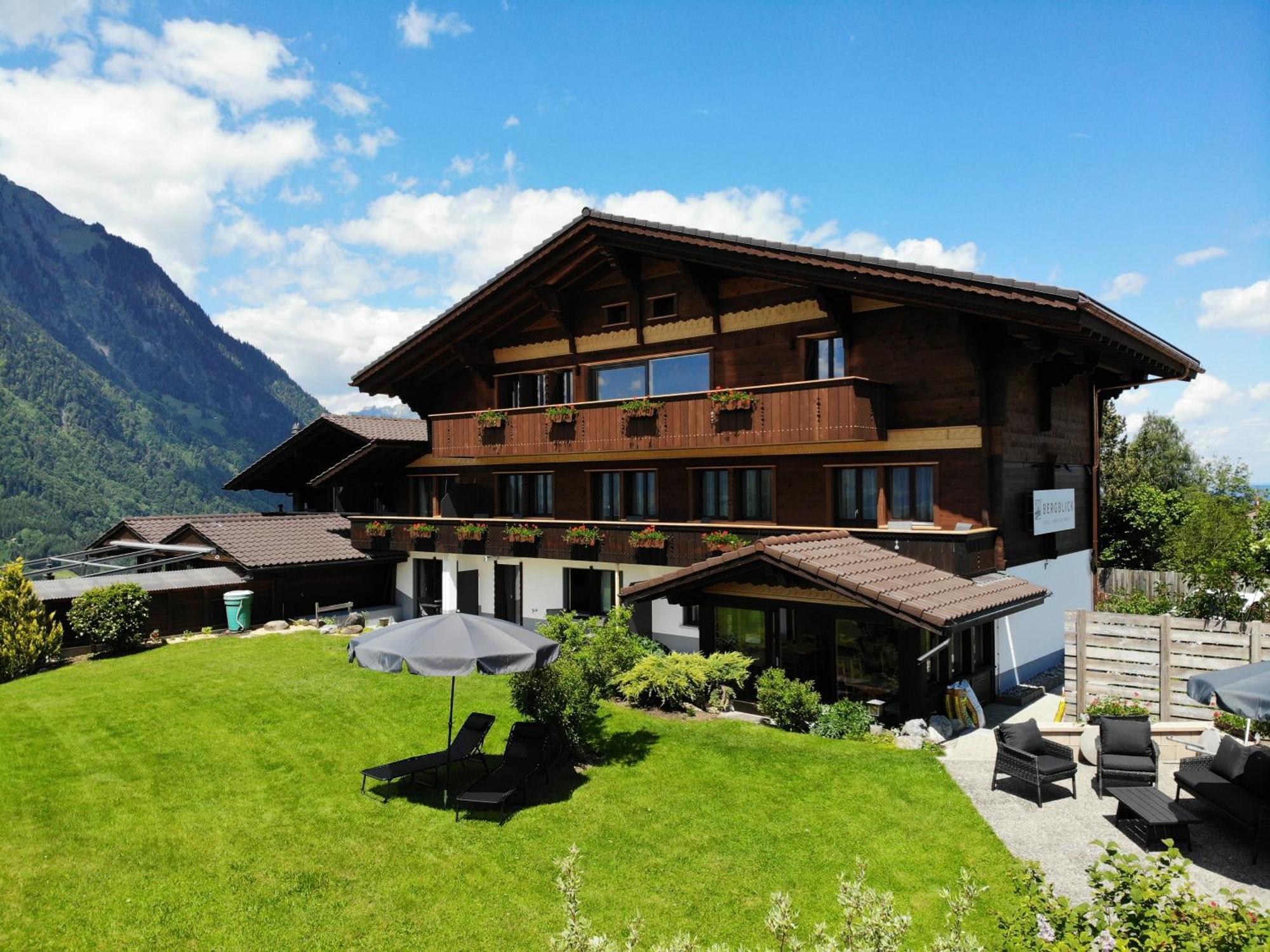 Hotel Chalet Bergblick Aeschi Bei Spiez Exterior foto