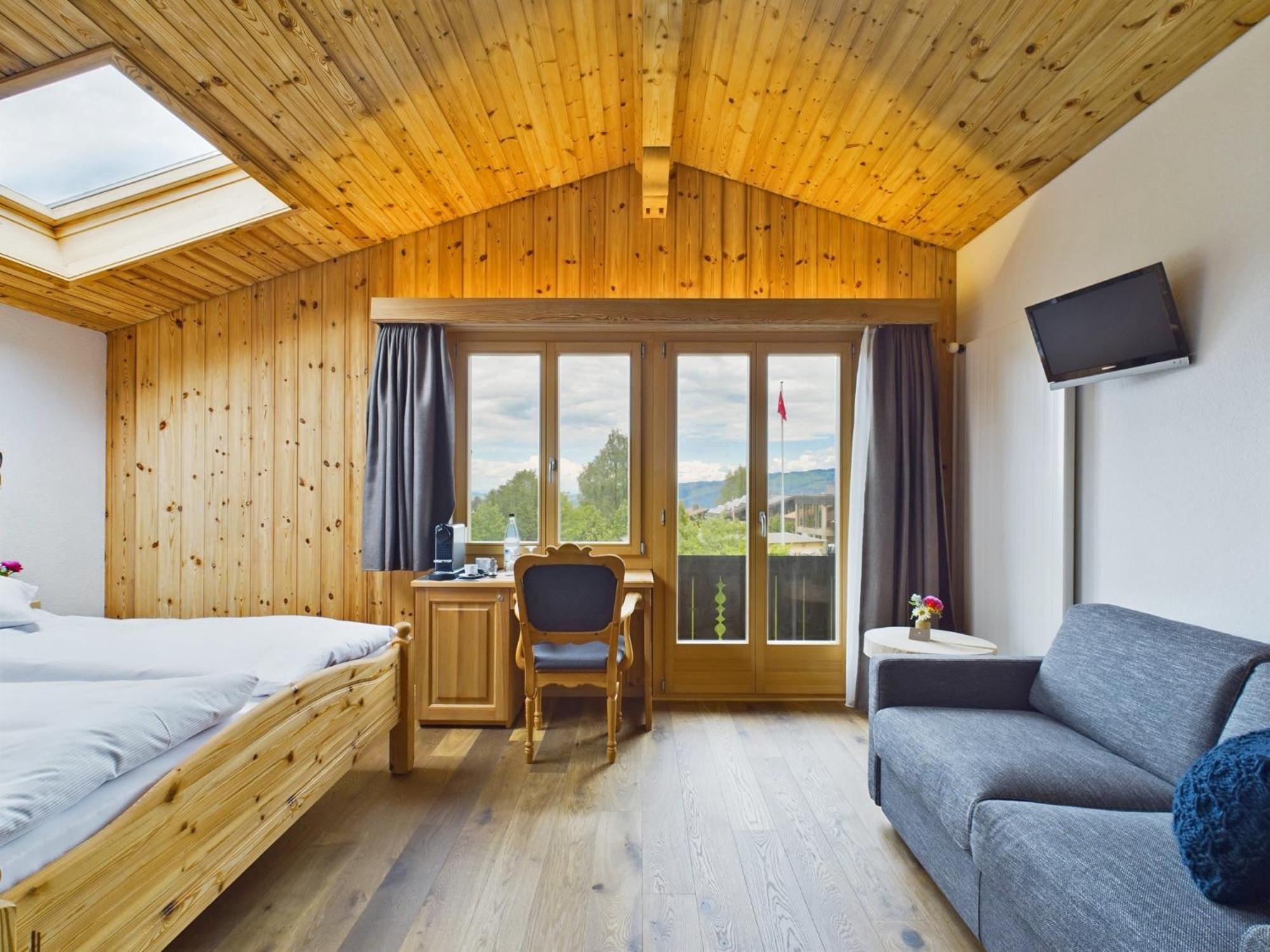Hotel Chalet Bergblick Aeschi Bei Spiez Exterior foto